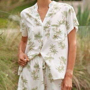 NWT Piyama Maggie Pajama Top- Vintage Palm - Olive Sz M
